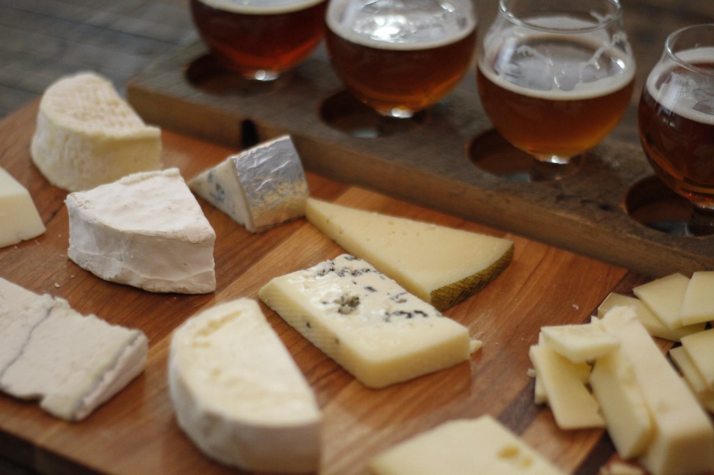 a cheese peddler and bsb - beer and cheese pairing - dbb - 08-13-14