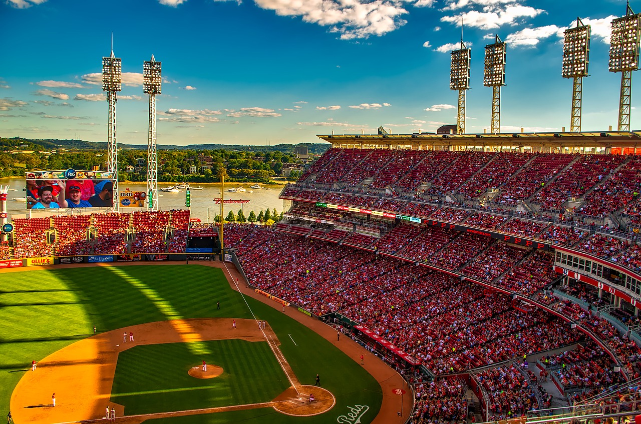 What to Drink at a Cincinnati Reds Game