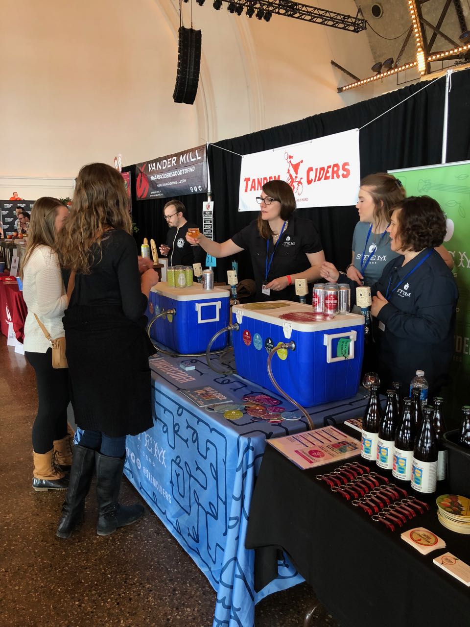 Stem Ciders Celebrates One Year in Chicago, Looks Ahead to 2018