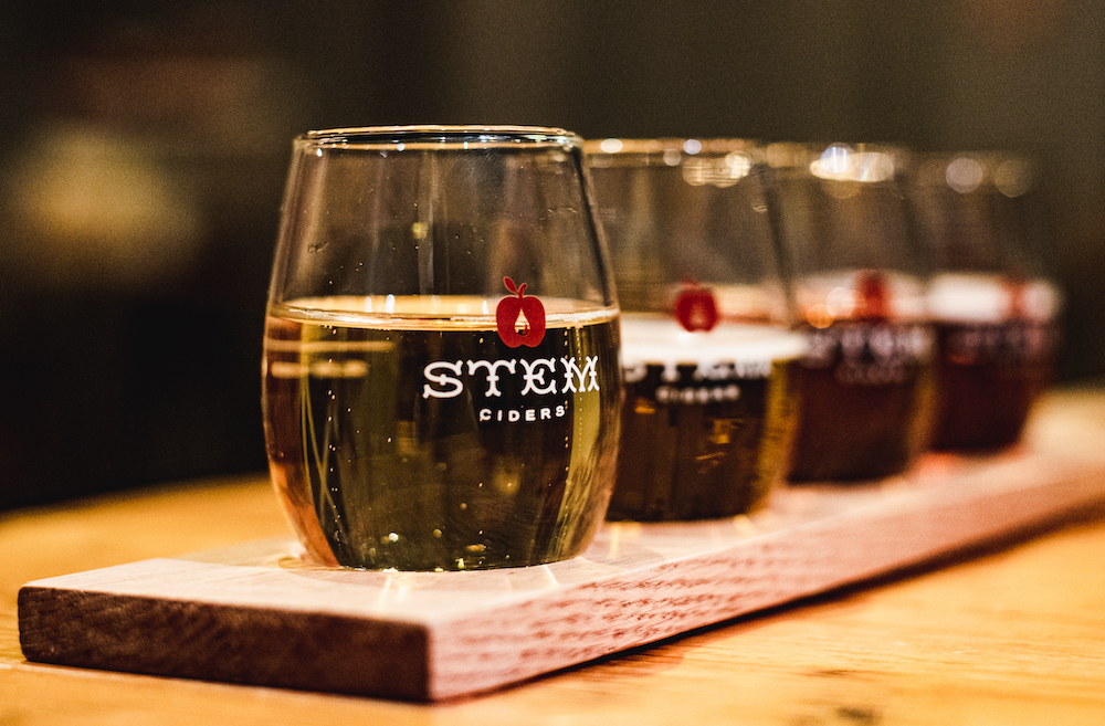 Pairing Stem Ciders with Your Perfect Holiday Celebration