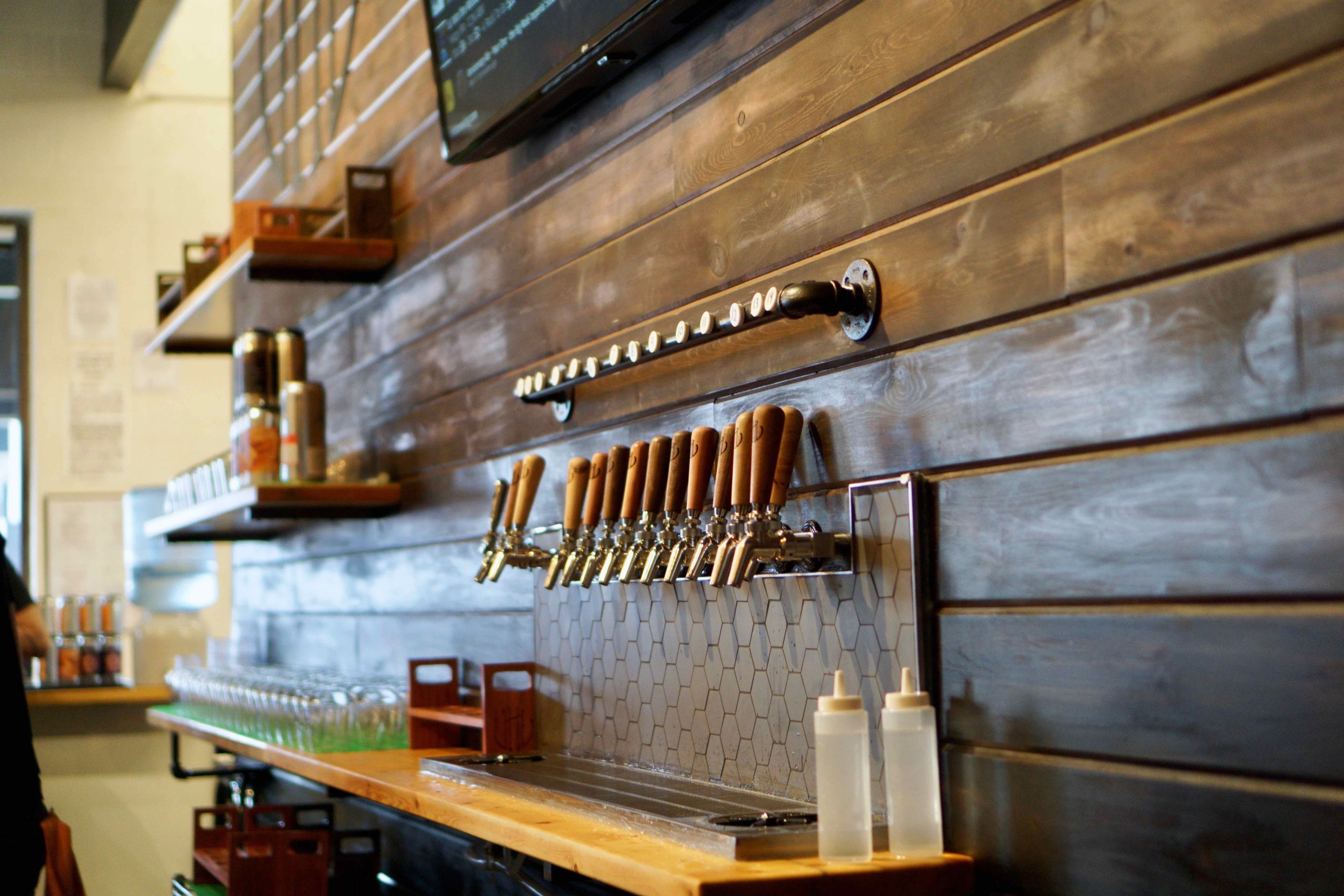 Taps at Uhl's Brewing Company